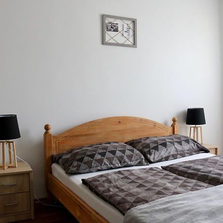 Orchidea Apartman Pecs Apartment Екстериор снимка